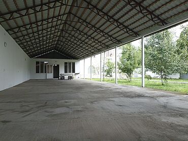 Günlük kirayə evlər: 195 kv. m, 3 otaqlı, Kanalizasiya, Kombi, Kommunal xətlər qoşulmayıb — 4