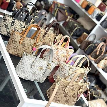 Torbe: Mini torba Guess 1981 – monogram platno - Model: mini tote/crossbody — 2