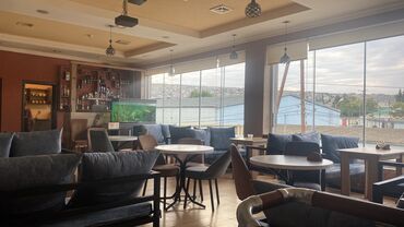 Tikinti ixtisasları: Ofisiant tələb olunur, Restoran, Gündəlik ödəniş, 18-29 yaş, Təcrübəsiz