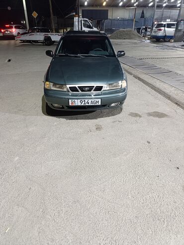 дайхатсу куоре мотор: Daewoo Nexia: 1996 г., 1.5 л, Механика, Бензин, Седан