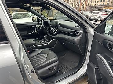Toyota: Toyota Highlander: 2021 г., 3.5 л, Автомат, Бензин, Кроссовер — 9