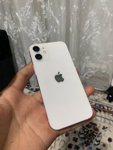 телефон хонор: IPhone 12 mini, Жаңы, 128 ГБ, Ак, Заряддоочу түзүлүш, Кулакчындар, 86 %