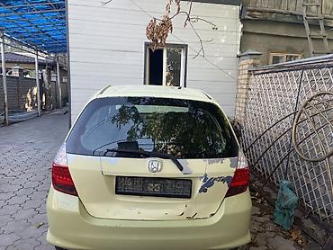 fit 2 2011: Honda Fit: 2002 г., 1.3 л, Автомат, Бензин, Хэтчбэк — 2