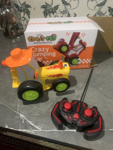 синий трактор игрушки: Музыкальный детский трактор игрушка с пультом управлении 2шт