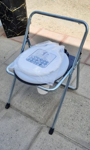 Xəstələr üçün unitazlar: Xeste ucun karsok karsok qolsuz arxali acilib yiqilan karsok qollu — 2