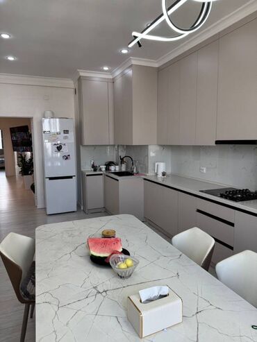 квартиры в районе бишкек парк: 3 комнаты, 112 м², Элитка, 12 этаж, Дизайнерский ремонт