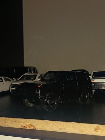 Avtomobil modelləri: Miqyaslı diecast oyuncaq avtomobil modelləri - Korpus: metal — 23