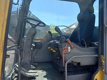 Экскаваторы: Экскаватор, 2006 г., Колесный — 4