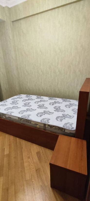 Uzunmüddətli kirayə mənzillər: Nəsimi rayonu Abdulvahab Salamzadə küçəsində (8 Noyabr metrosunun — 22