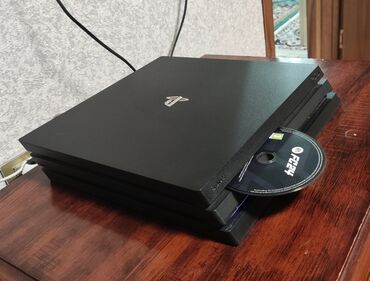 PS4 (Sony Playstation 4): Playstation 4 Pro Yaddaş 2 TB Kredit və Barter yoxdur Ünvan Avtovağzal