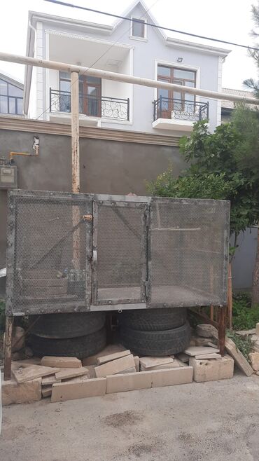 ördek yumurtası: Quș ve toyuq,ördek damı
uzunluğu texmini 1metr
eni texmini 2 metr