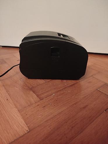 Druga oprema za računare i laptopove: Termalni POS štampač za račune.
Nepoznato stanje.
Bez adaptera — 9