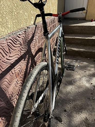 Городские велосипеды: Фикс-байк/на 28" колесах - Рама: алюминиевая, геометрия трек/урбан — 2