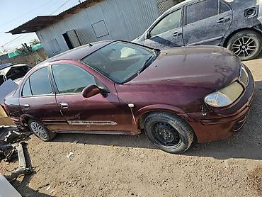 дамкрат авто: Nissan Bluebird: 2002 г., Автомат, Бензин, Седан — 3