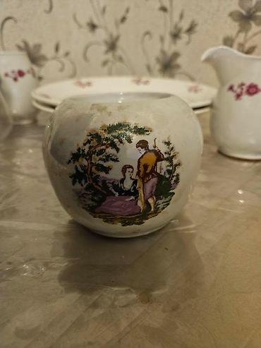 Digər dəstlər və servizlər: Məişət qabları dəsti – hamısı birlikdə satılır. Tərkib: - 1 ədəd şüşə — 5