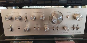 ses dinleme cihazi: Pioneer SA-8500 Mark II – bu model, 1970-ci illərin sonlarında