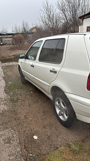 Volkswagen: Volkswagen Golf: 1995 г., 1.8 л, Механика, Бензин, Хэтчбэк — 4