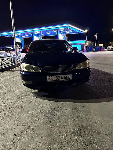 Другие автомобили: Седан бизнес‑класса темно-синего цвета. Просторный салон с мягкой — 10