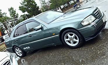 Mercedes-Benz: Mercedes-Benz C-Class: 2.2 l | Sedan — 6