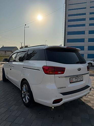 mercedesbenz sprinter средний: Kia Carnival: 2019 г., 2.2 л, Автомат, Дизель, Минивэн — 4
