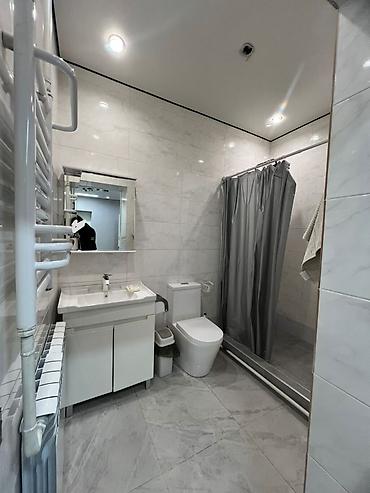 Долгосрочная аренда квартир: 4 комнаты, С мебелью частично — 4