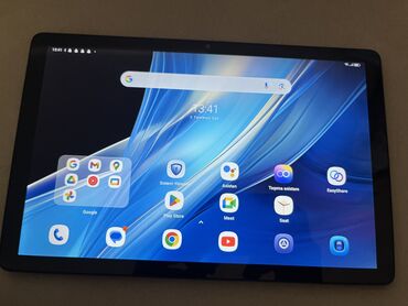 mini tablet: 4aydir alinib əla vəziyyətdədir.Kabro,Adapter şunur və başliq verilir