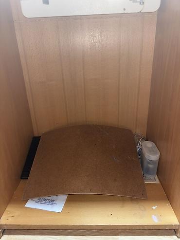 Klasične šivaće mašine: Šivaća mašina Bagat (model 726 Višnjak) sa originalnim drvenim — 5