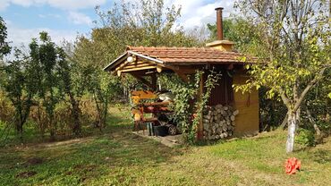 Kuće na prodaju: 72 kv. m, 2 sobe — 15