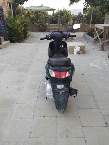 Mopedlər,skuterlər: Kuba 80 sm3, 2017 il, 50000 km