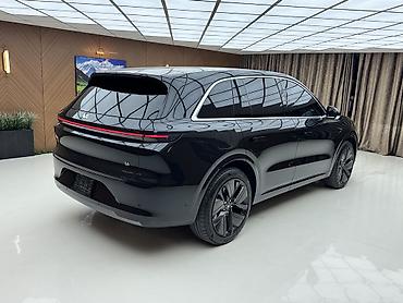lixian: Lixiang L6: 2024 г., 1.5 л, Автомат, Гибрид, Кроссовер — 5