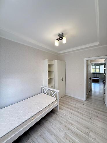 Продажа квартир: 3 комнаты, 73 м², Индивидуалка, 3 этаж, Евроремонт — 6