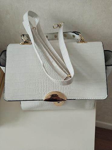 Digər aksesuarlar: Ağ rəngli DKNY çiyin/əl çantası - Material: kroko teksturalı süni — 3
