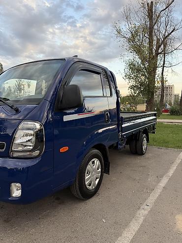 kia bongo 1999: Kia BONGO: 2024 г., 2.5 л, Механика, Газ, Фургон — 3
