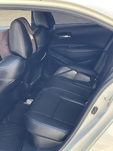 s class 222: Toyota Corolla: 2019 г., 1.8 л, Вариатор, Гибрид, Седан — 8