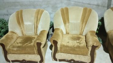 Divan və kreslo dəstləri: Divan, Divan, Bazasız, Açılmayan