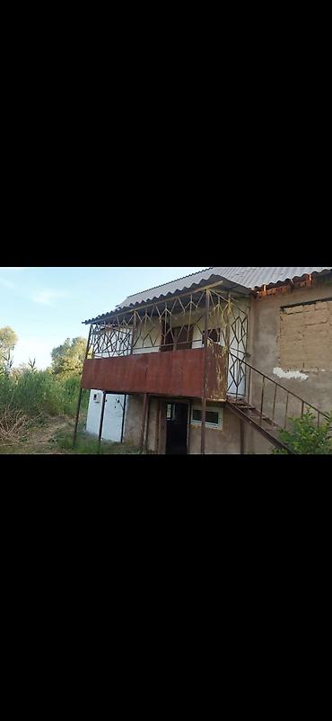 продаю кашар беловодский: Дом с цокольным этажом и просторным участком. Дача находится в — 7