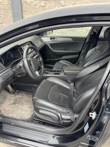Hyundai: Hyundai Sonata: 2019 г., 2 л, Автомат, Газ, Седан — 17