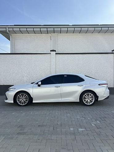 Toyota: Toyota Camry: 2018 г., 2.5 л, Автомат, Бензин — 3