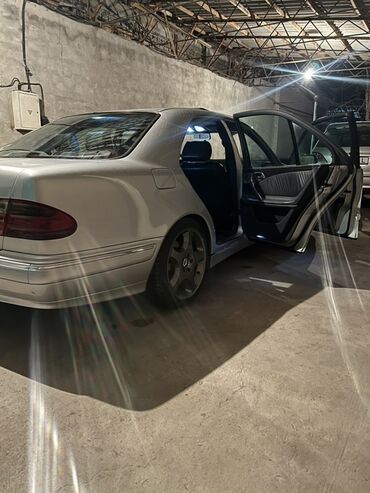 хонда црв 1: Продаю Mercedes W210 Год выпуска 2000 Коробка автомат Объём 4.3