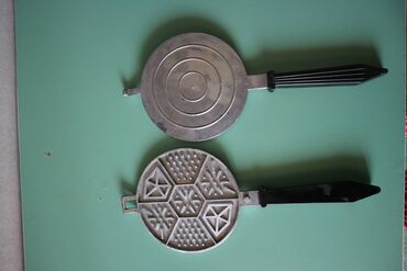 чугунная посуда биол: Советская чугунная вафельница Состояние отличное Сделано в СССР