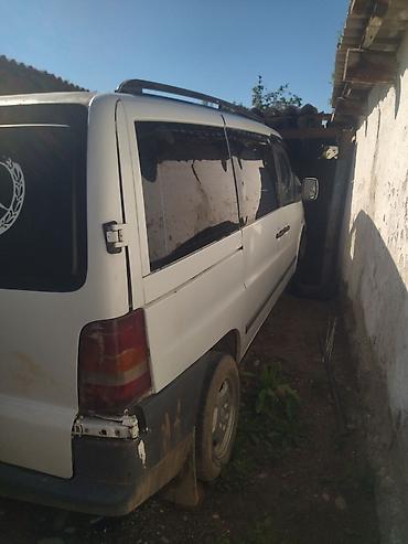авто вит: Mercedes-Benz Vito: 1998 г., 2.3 л, Механика, Дизель, Минивэн — 6