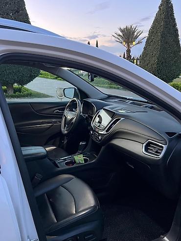 şevralet equinox: Chevrolet Equinox – ağ rəngli, şəhər və uzun yol üçün rahat krossover — 8