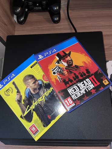 где можно купить playstation 4: Отличное состояние, полный комплект для комфортной игры! В комплект