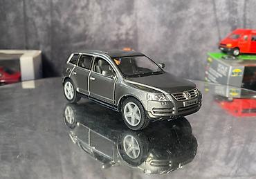Avtomobil modelləri: Коллекционная модель volkswagen touareg grey metallic 2003 kinsmart — 5