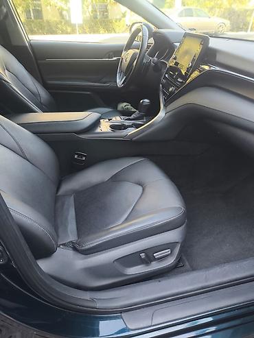 mazda 2: Toyota Camry: 2021 г., 2.5 л, Автомат, Гибрид, Седан — 6