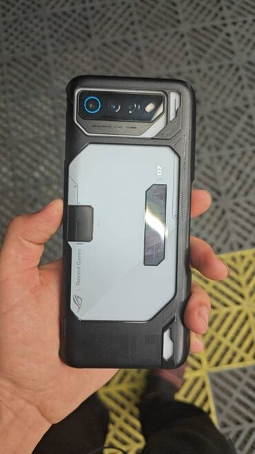 rog phone 9 pro qiyməti: Asus ROG Phone 7 Ultimate, rəng - Ağ, Barmaq izi, İki sim kartlı, Face ID