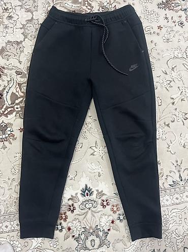 найк леброн: Спортивный костюм Nike Tech Fleece, черный, размер M. Отдаю дешево — 2