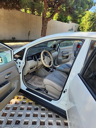 Avtomobil satışı: Nissan Tiida (hatchback) – ağ rəng - Kuzov: 5 qapılı hatchback, ağ — 6