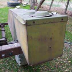 Traktorlar: Kənd Təsərrüfatı üçün qoşqu uazın olub . Üstündə svarka ot çən — 11