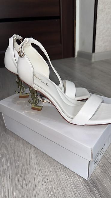 фито лидо: Босоножки Brand_Lui, белые - Модель: открытые босоножки с одной — 1